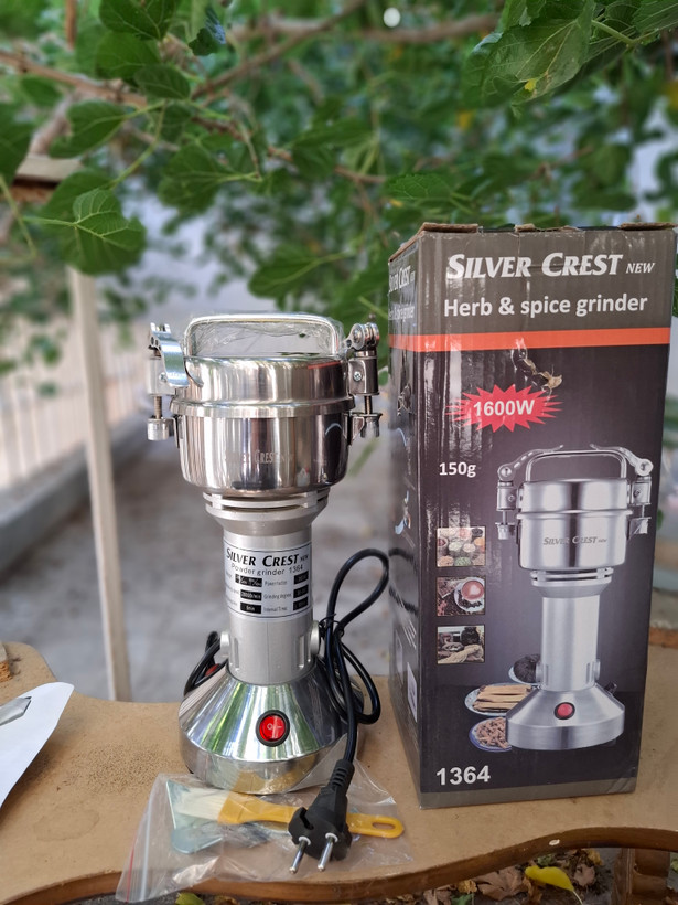 آسیاب صنعتی سیلور کرست 150گرم 1600 وات سنگ شکن سیم پیچ موتور مس درب گیره ای