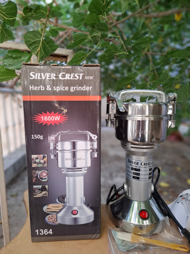 آسیاب صنعتی سیلور کرست 150گرم 1600 وات سنگ شکن سیم پیچ موتور مس درب گیره ای